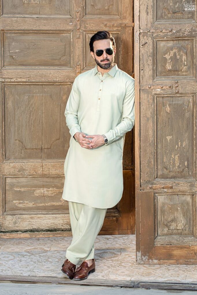 Embroidered Punjabi Kurta